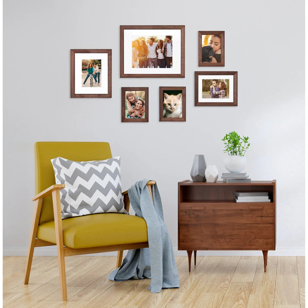 Gallery Wall Frame Set, Multi-Piece Decorative Picture Frames for Photos, Artwork and Home Decor
