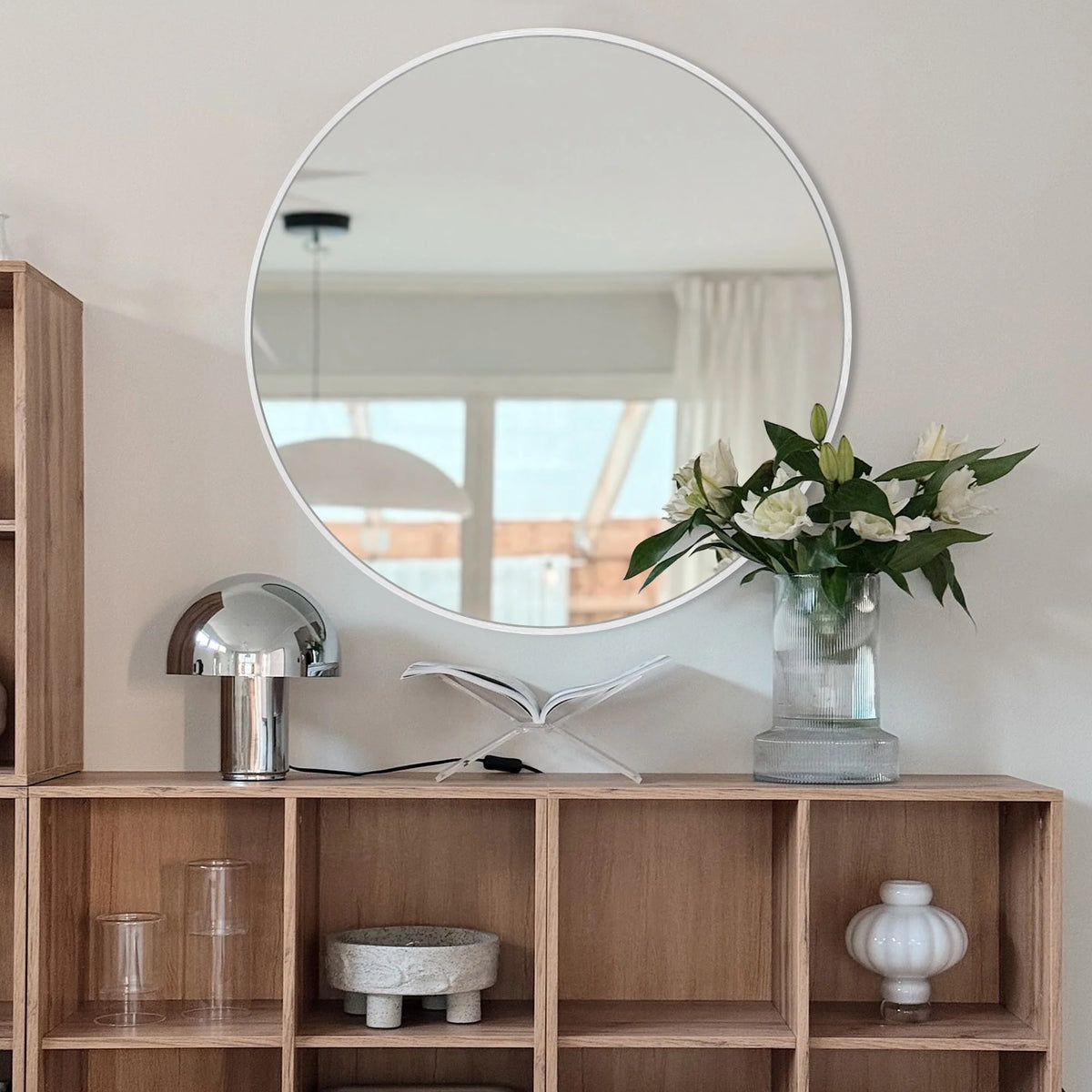 Modern Round Bathroom Vanity Mirror, Wall Mounted Circular Mirror for Bathroom, Bedroom and Home Decor