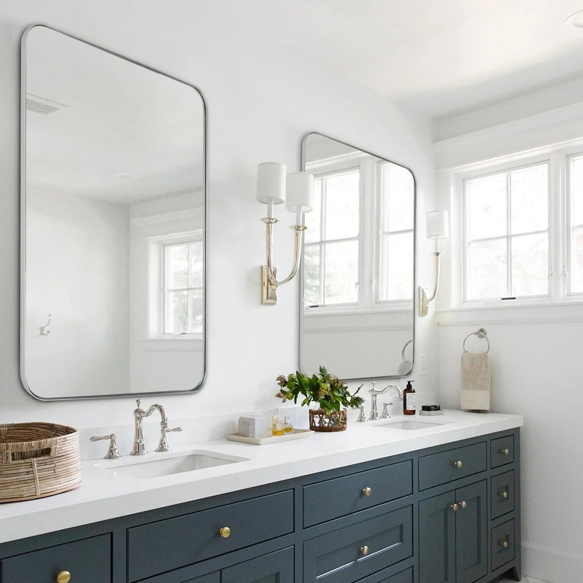 Wall Mirror Vanity Mirror, Bathroom Mirror with Rounded Corners, 1 Piece
