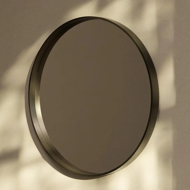 Classic Farmhouse Round Wall Mirror, Wooden Frame Decorative Accent Mirror for Living Room, Bedroom and Entryway