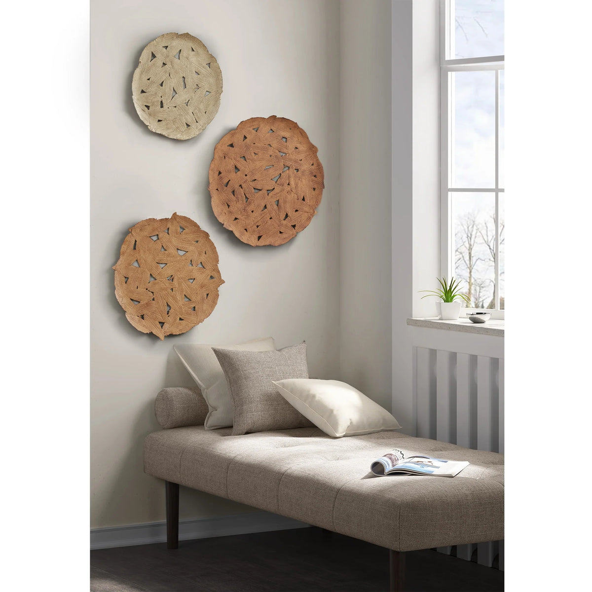 Textured Feather 3-Piece Metal Disc Wall Decor Set, Decorative Wall Art for Home