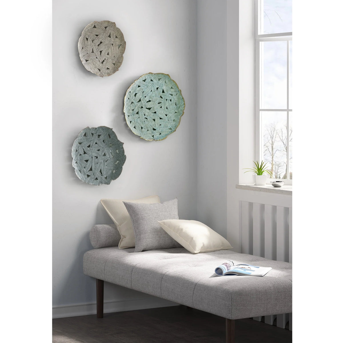 Textured Feather 3-Piece Metal Disc Wall Decor Set, Decorative Wall Art for Home