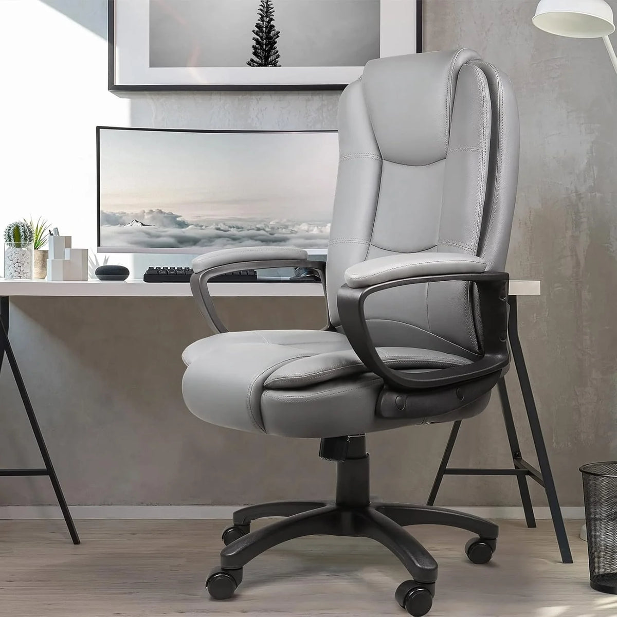 Big and Tall Executive Office Chair, High Back Ergonomic Leather Chair, 400 lb Capacity