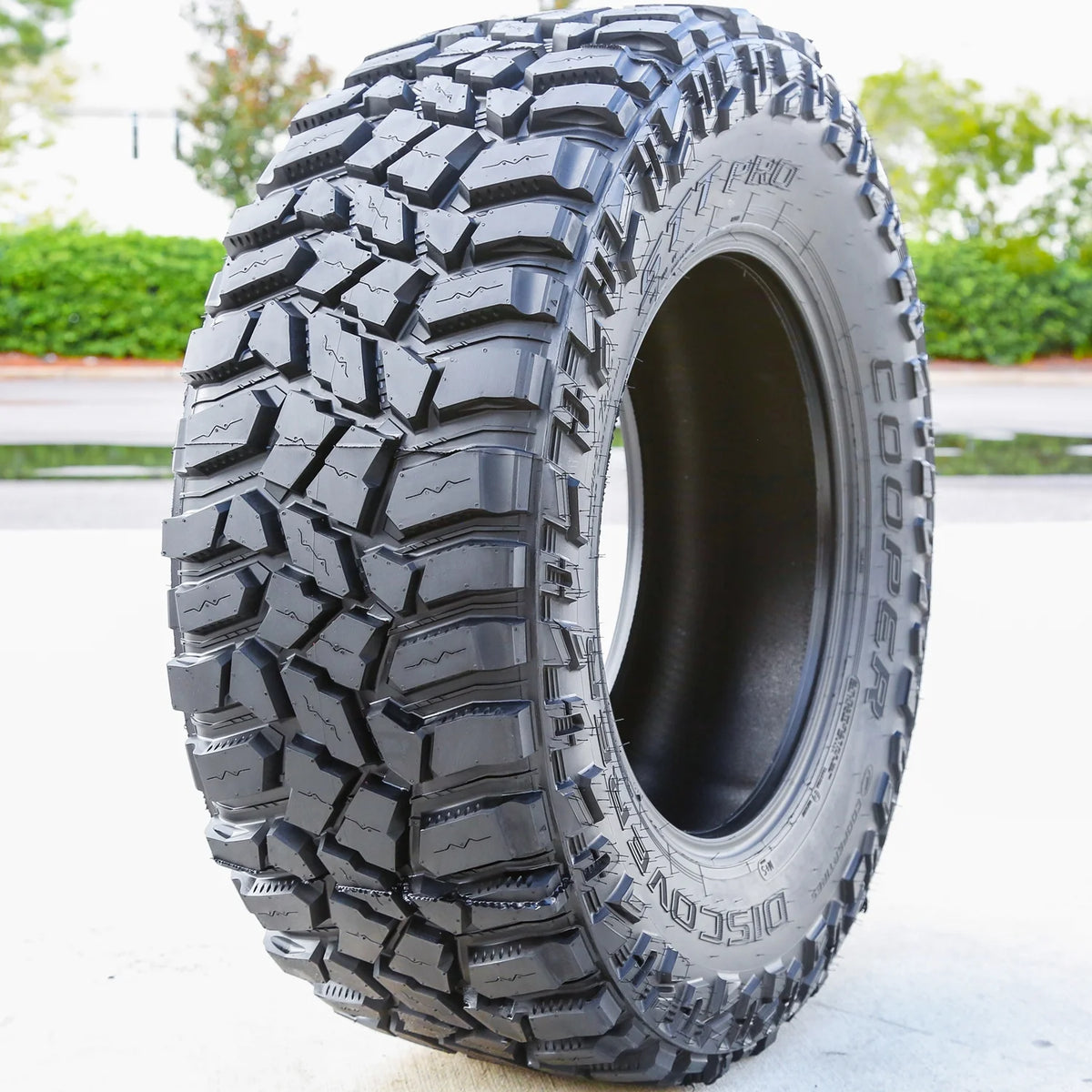 Pair of 35X12.50R20 Mud Terrain Tires �� 121Q E Rated 10-Ply LT Off-Road