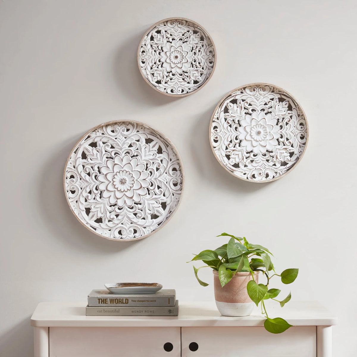 3-Piece Distressed White Floral Carved Wood Wall Decor Set, Vintage Medallion Hanging Art for Home Decoration