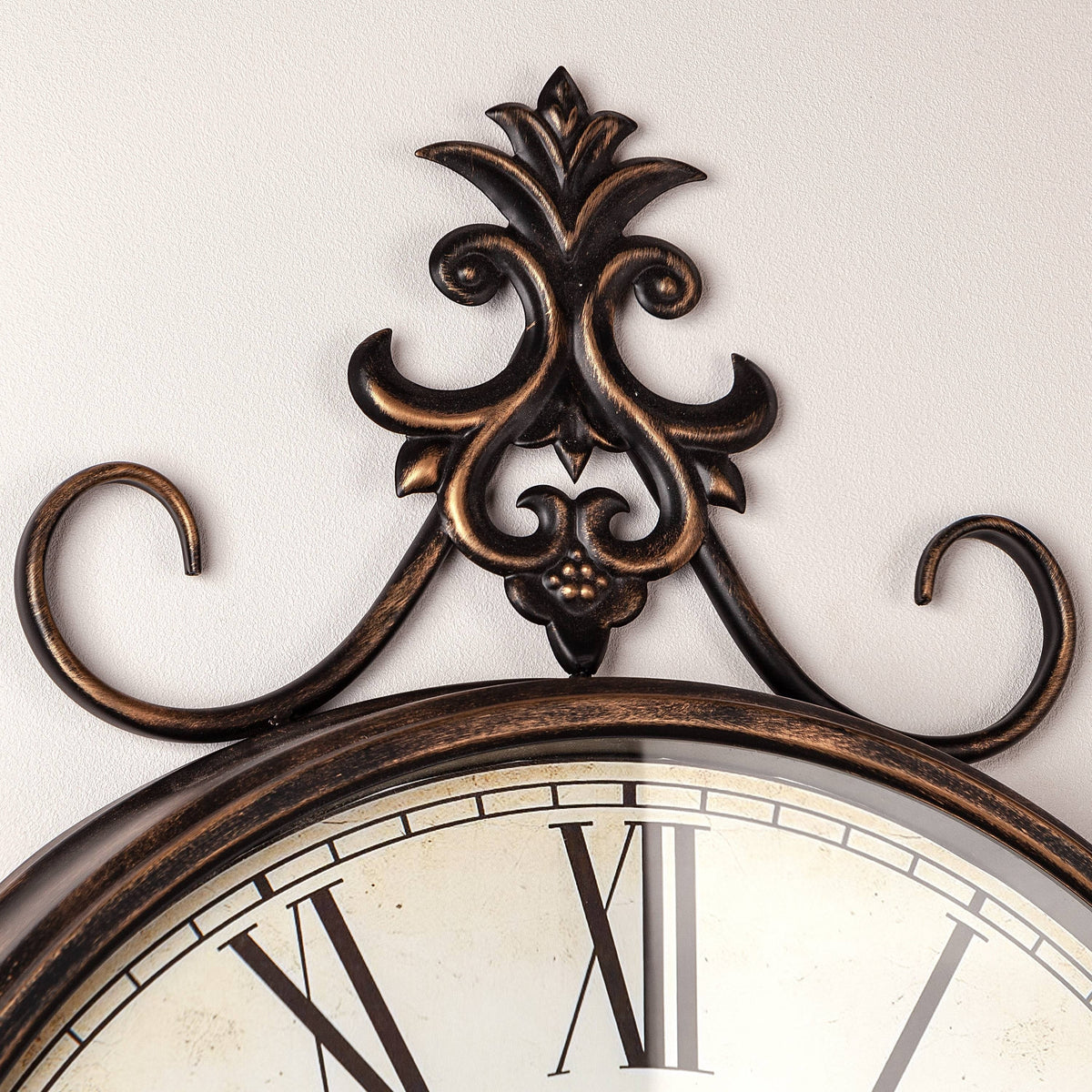 Large Antique Wall Clock, Vintage Decorative Hanging Clock for Living Room, Bedroom and Office