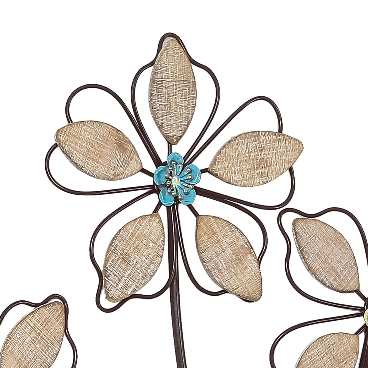 Metal Wall Decor with 5 Flowers, Decorative Floral Wall Hanging Sculpture for Living Room, Bedroom and Home Decoration